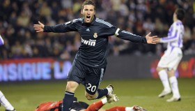 澳门威尼斯官网-Karsa三赛季持续高光，PSG电竞区球迷狂欢不止